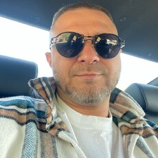 Спартак, 42, Белый