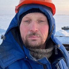 Игорь, 46, Краснодон