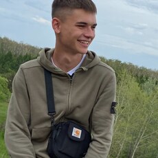 Альберт, 22, Мончегорск