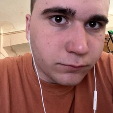 Адам, 22, Межгорье
