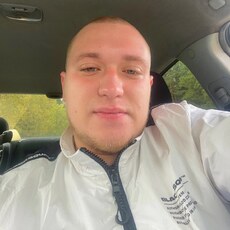 Евгений, 25, Белоозёрский