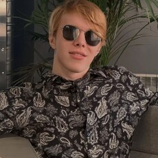 Донат, 22, Александровск (Пермский край)