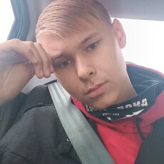 Марик, 20, Холм