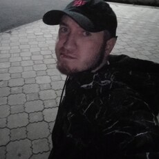 Артёмий, 32, Данилов