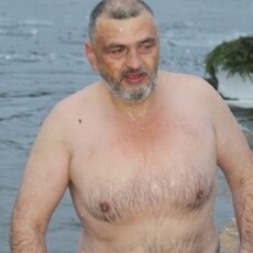 Лев, 51, Украинск