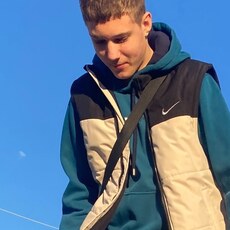 Денис, 19, Бахчисарай