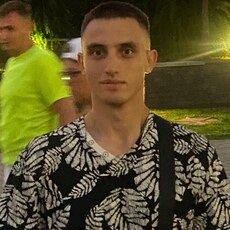 Тим, 25, Екатеринбург