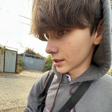 Даниил, 21, Котельниково