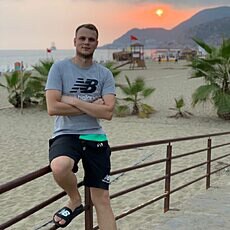 Иван, 30, Марьинка