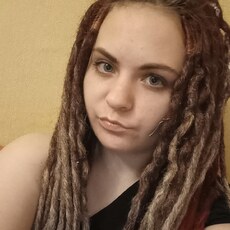Ангелина, 25, Уссурийск