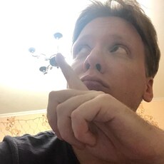 Виталя, 29, Дзержинск (ДНР)