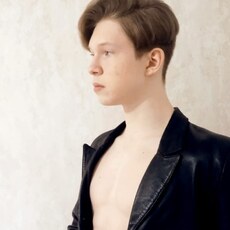 Анатолий, 21, Зеленокумск