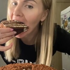 Злата, 40, Светлый
