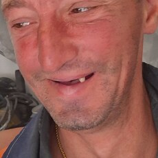 Лев, 36, Аша