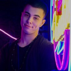 Василий, 25, Медвежьегорск