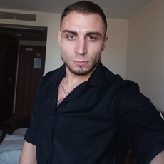Давид, 27, Порхов