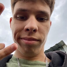 Гена, 19, Вышний Волочёк