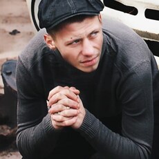 Олег, 31, Артёмовск (ЛНР)