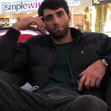 Виктор, 30, Бронницы