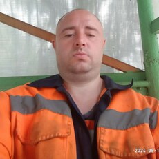 Максим, 40, Красногоровка