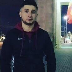 Денис, 28, Козловка