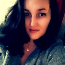 Лилия, 29, Стаханов