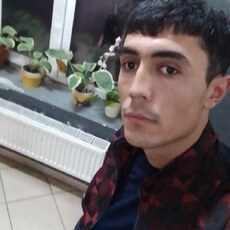 Богдан, 27, Дудинка