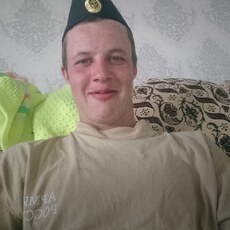 Оскар, 20, Антрацит