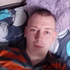 Владлен, 25, Жиздра