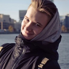 Оскар, 21, Невель