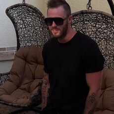 Тарас, 32, Нижнеудинск