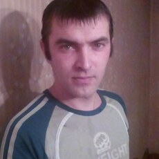 Ден, 37, Артёмовск (ДНР)