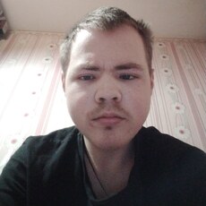 Александр, 26, Углич