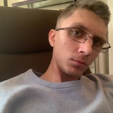 Виталя, 22, Качканар