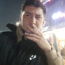 Вячеслав, 31, Стрежевой