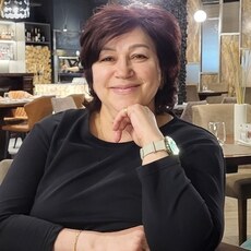 Лара, 60, Дмитриев