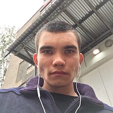 Ваня, 23, Грязи