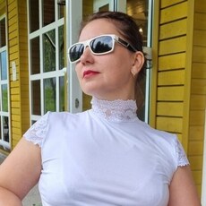 Влада, 46, Короча