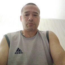 Виталий, 48, Ждановка