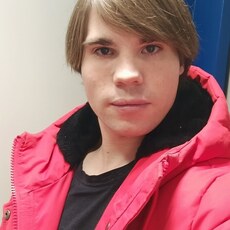 Василий, 29, Молодогвардейск