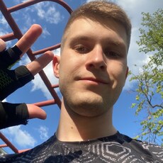 Юра, 24, Лиски