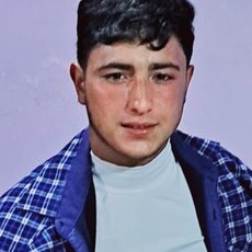 Макс, 23, Горловка