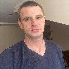 Костя, 30, Купино