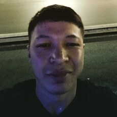 Оскар, 25, Мегион