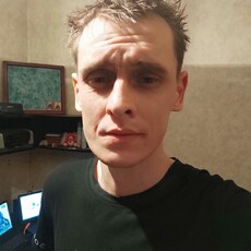 Аркаша, 38, Белый