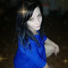 Юля, 30, Суворов