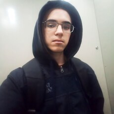 Артём, 22, Каменск-Уральский