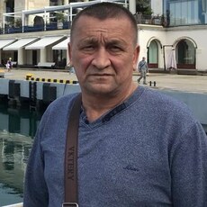 Вася, 54, Омск