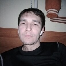 Иосиф, 26, Среднеуральск