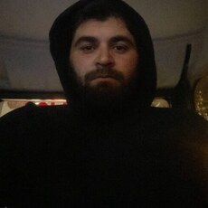 Владлен, 25, Мирный (Архангельская область)